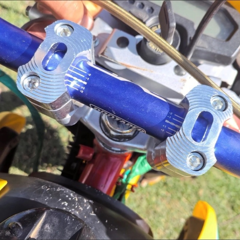 ตัวปรับระดับแฮนด์มอเตอร์ไซค์ C - Handlebar Riser Stem บทวิจารณ์และราคา